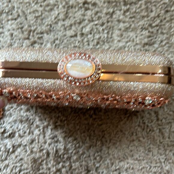 NWT Rose gold clutch and earrings. - Picture 2 of 4